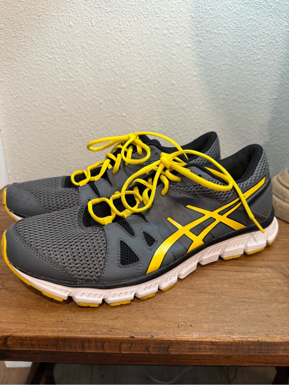 ASICS Gel-Unifire TR Running Training Shoes Gray Yellow Men’s 10.5